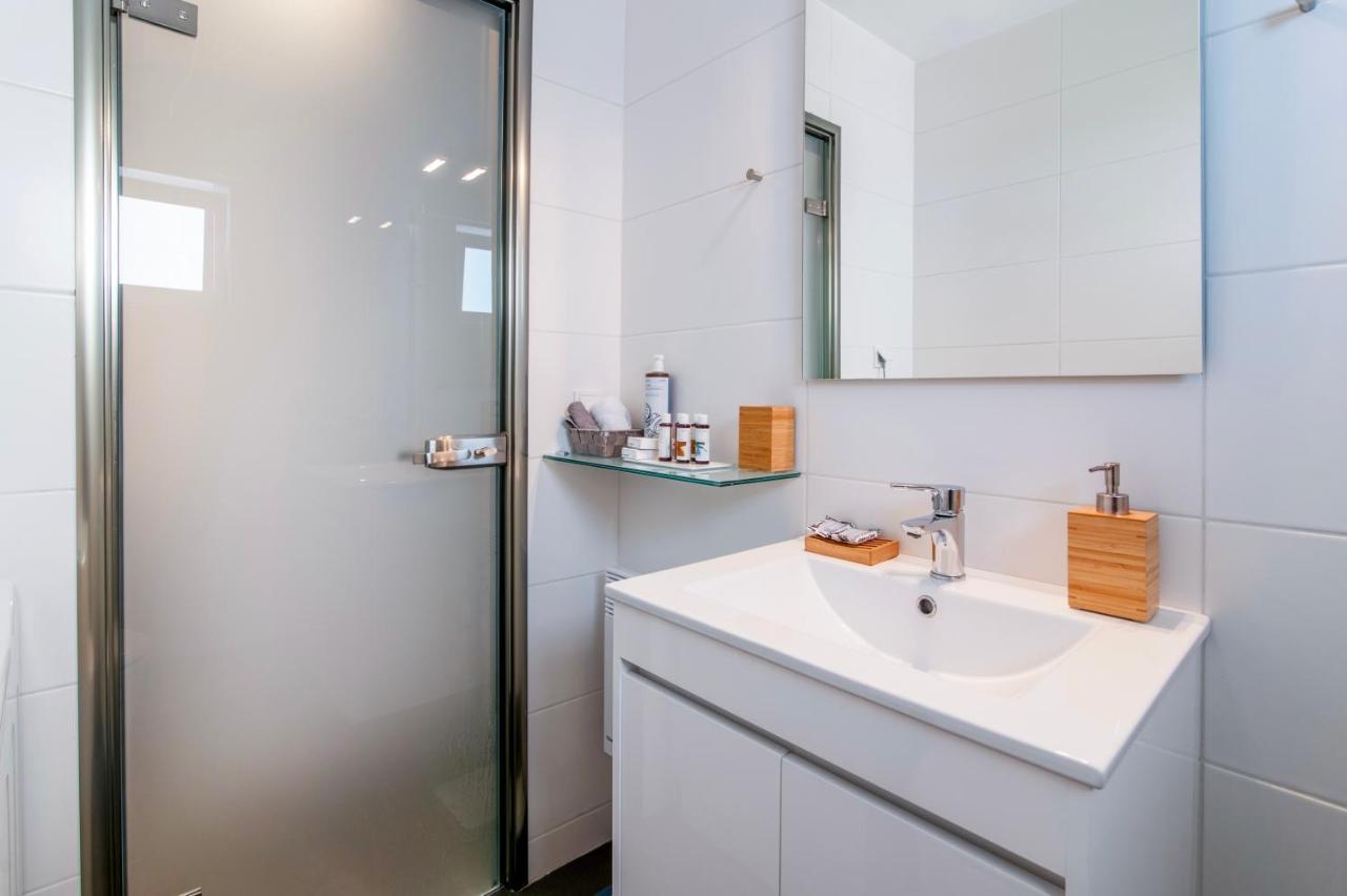 Sun & Sea Suite, Kavouri Athen Eksteriør billede