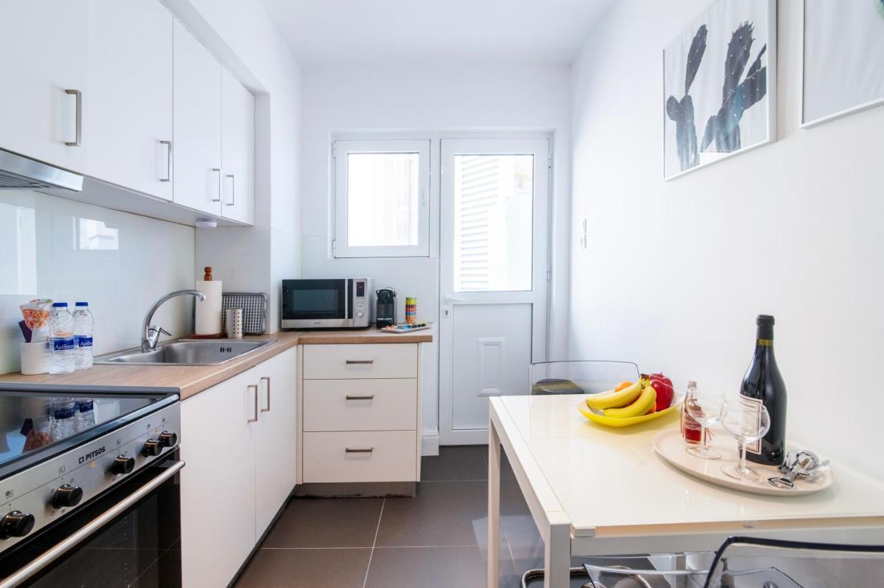 Sun & Sea Suite, Kavouri Athen Eksteriør billede
